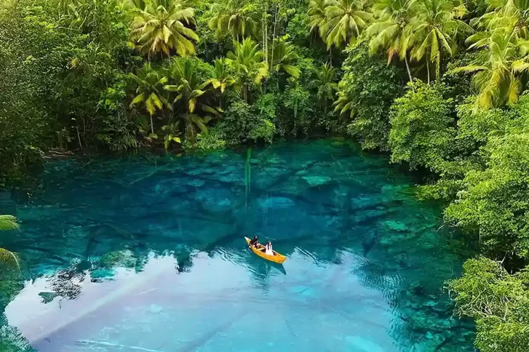 Danau Paisupok | Banggai Tour Package | Luwuk Banggai Tour